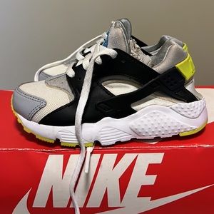 Preschool Nike huarache